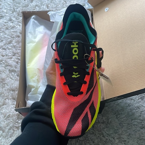 NWT Reebok running sneakers - Floatride Energy x - Picture 3 of 4